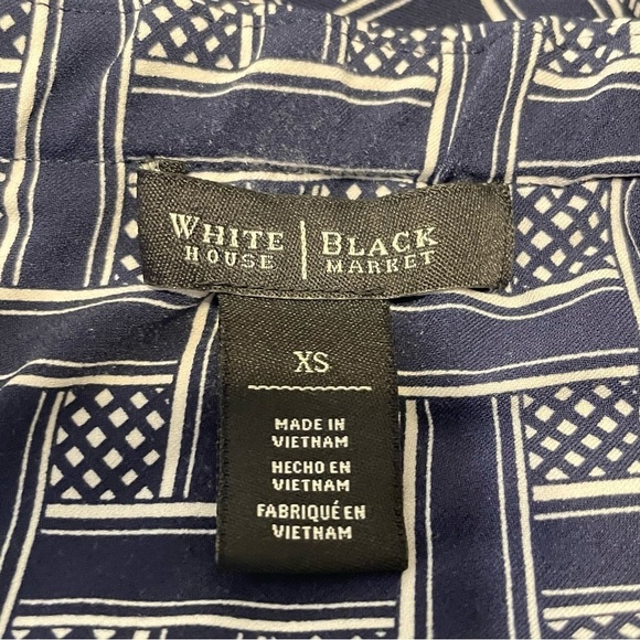 White House Black Market Basket Weave Printed Halter Top XS - Picture 6 of 9